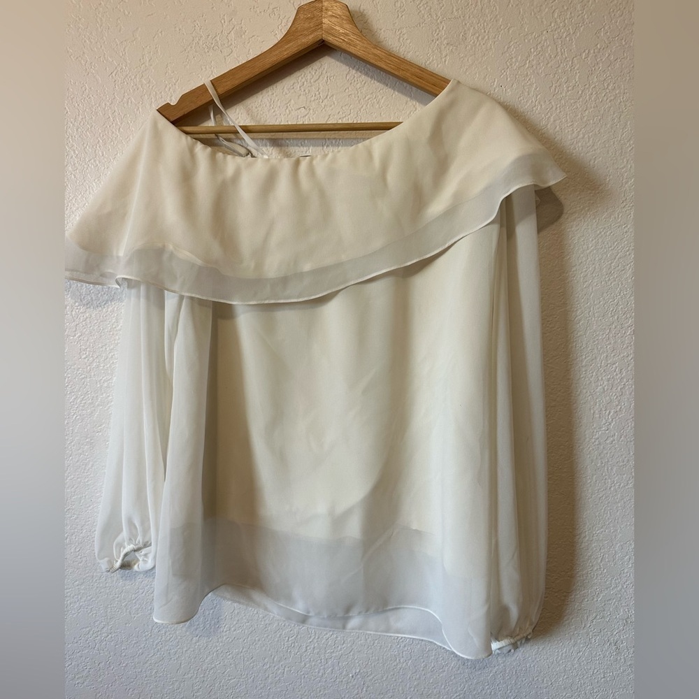Derek Lam Off the shoulder Silk Long Sleeve Cream Blouse- Size 2